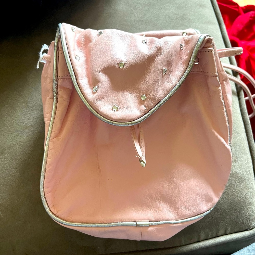 Vintage Pink Petal Rhinestone bag 👛
